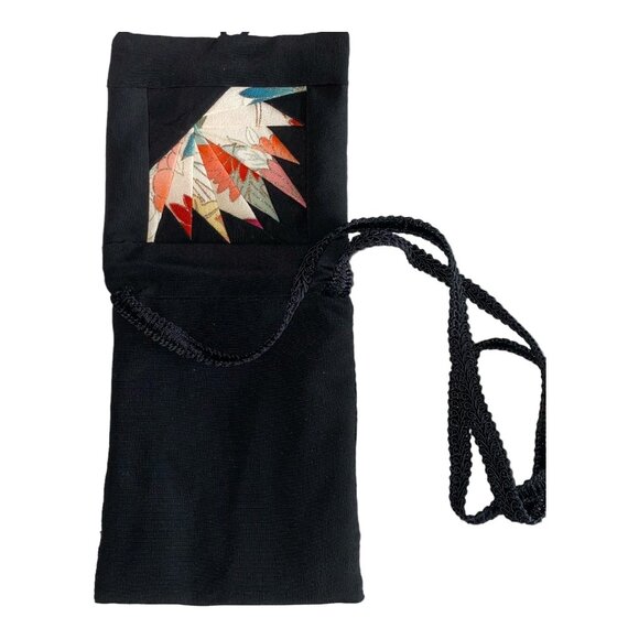 Handcrafted Quilted Crossbody Bag With Floral Appliqué Design & Button Closure - Picture 7 of 7